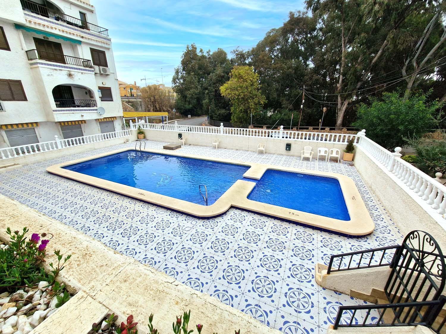 Residential With Pool, 500 Meters To The Beach 奥里韦拉 外观 照片